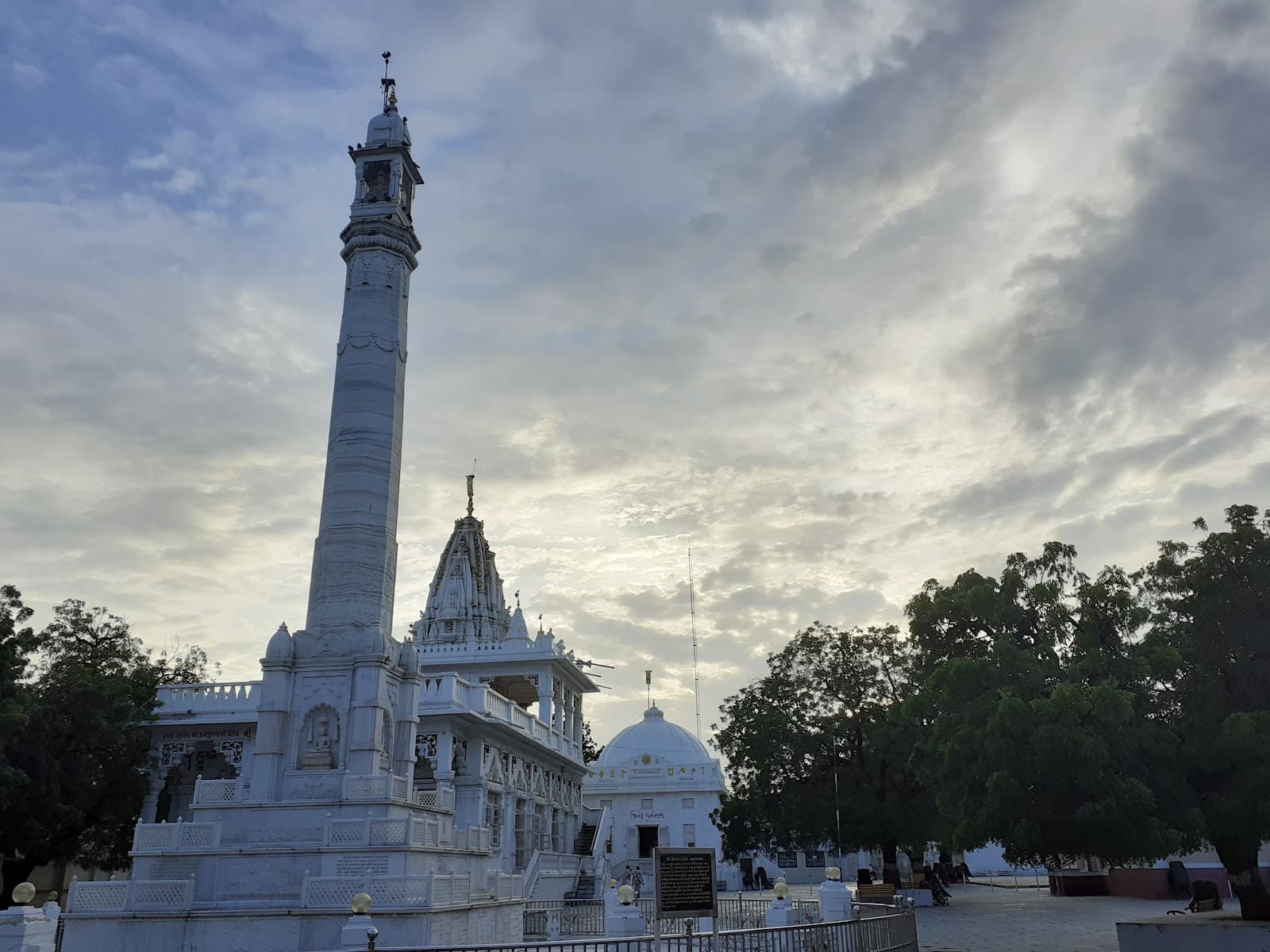 Songadh Jain Tirth - Image 1
