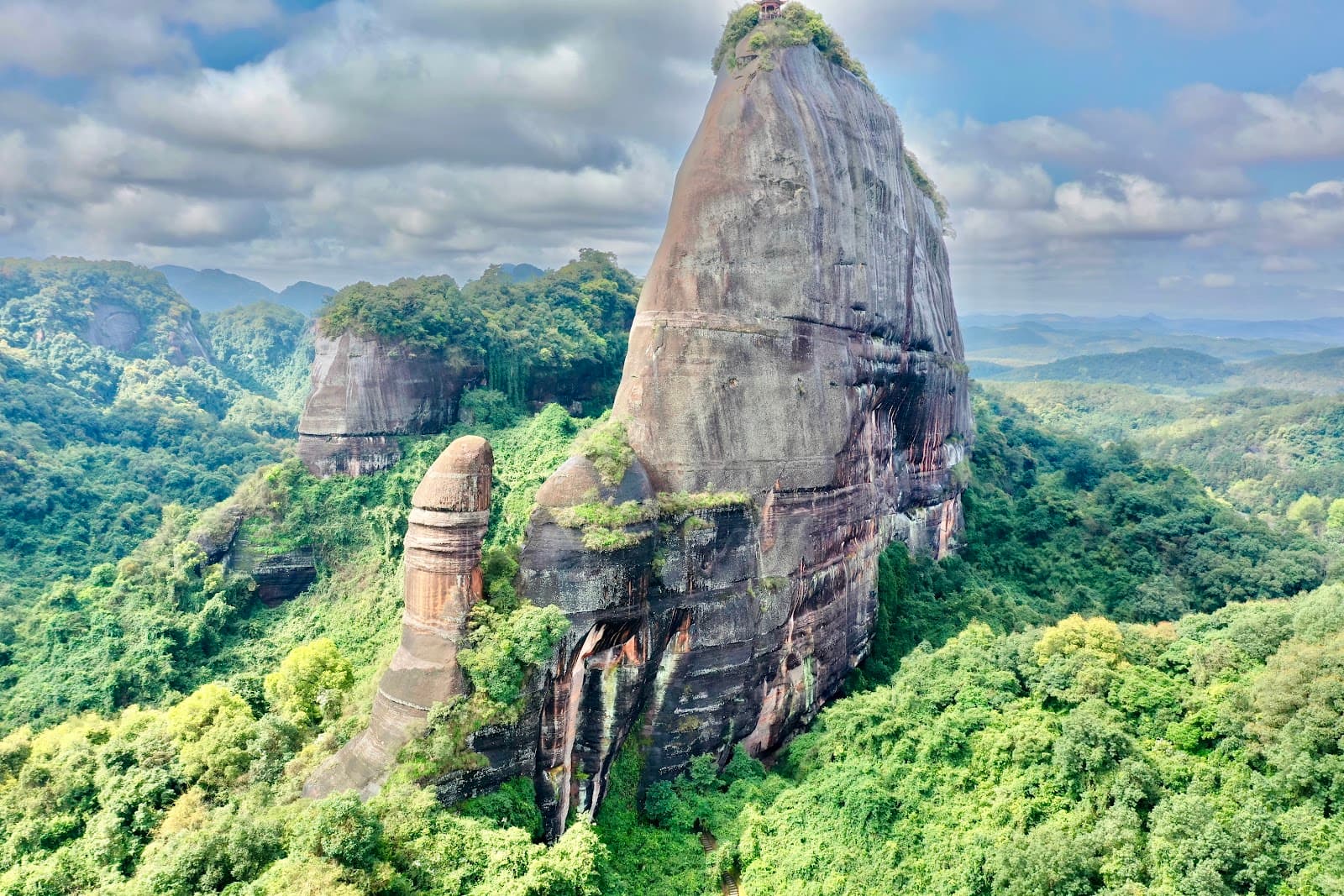 Danxia Mountain Shaoguan - Image 1