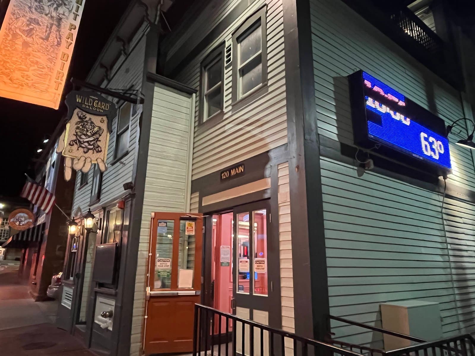 Wild Card Saloon & Casino - Image 1