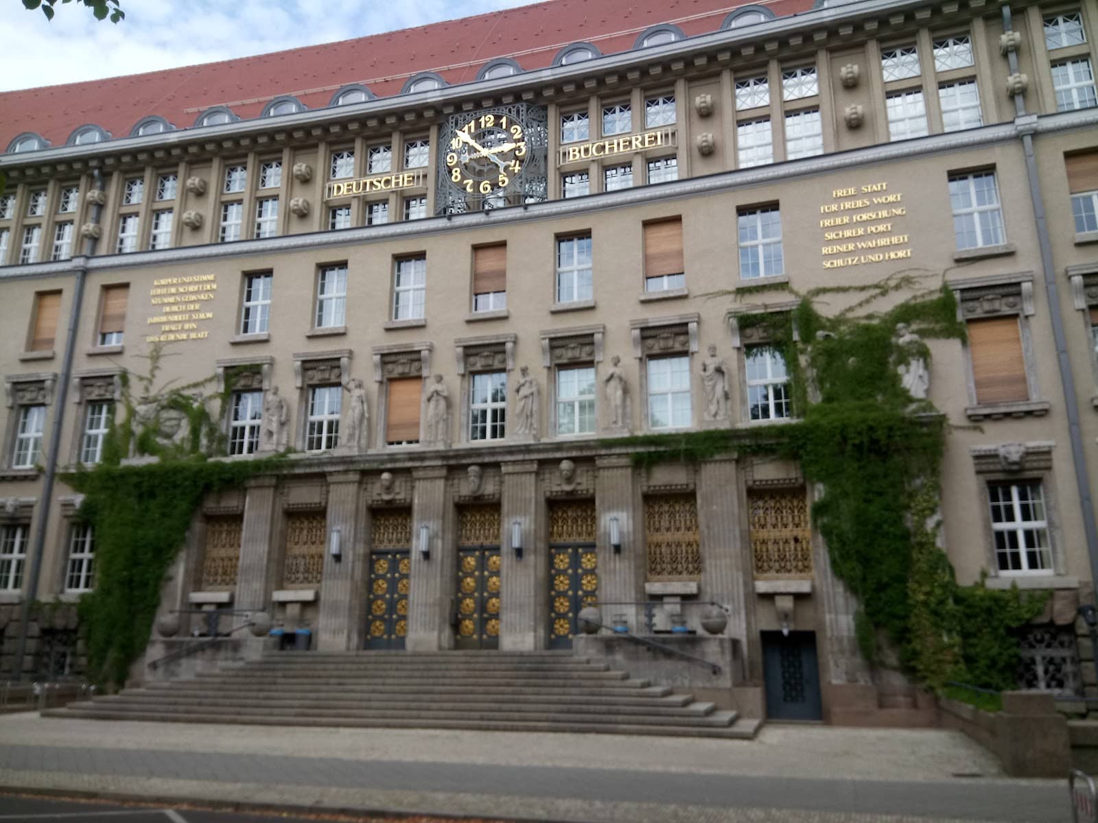 Vertical photo