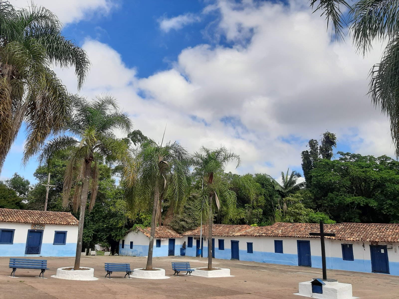 Aldeia de Carapicuíba - Image 1