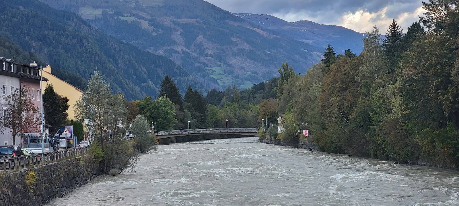 Rest Areas & Benches