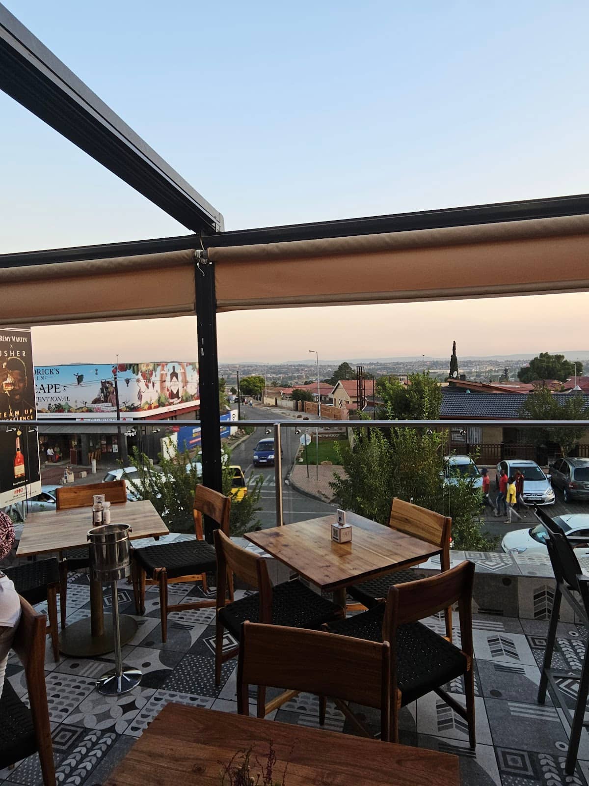 Elegant Dining Experience