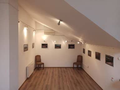 Tranquil Garden Setting