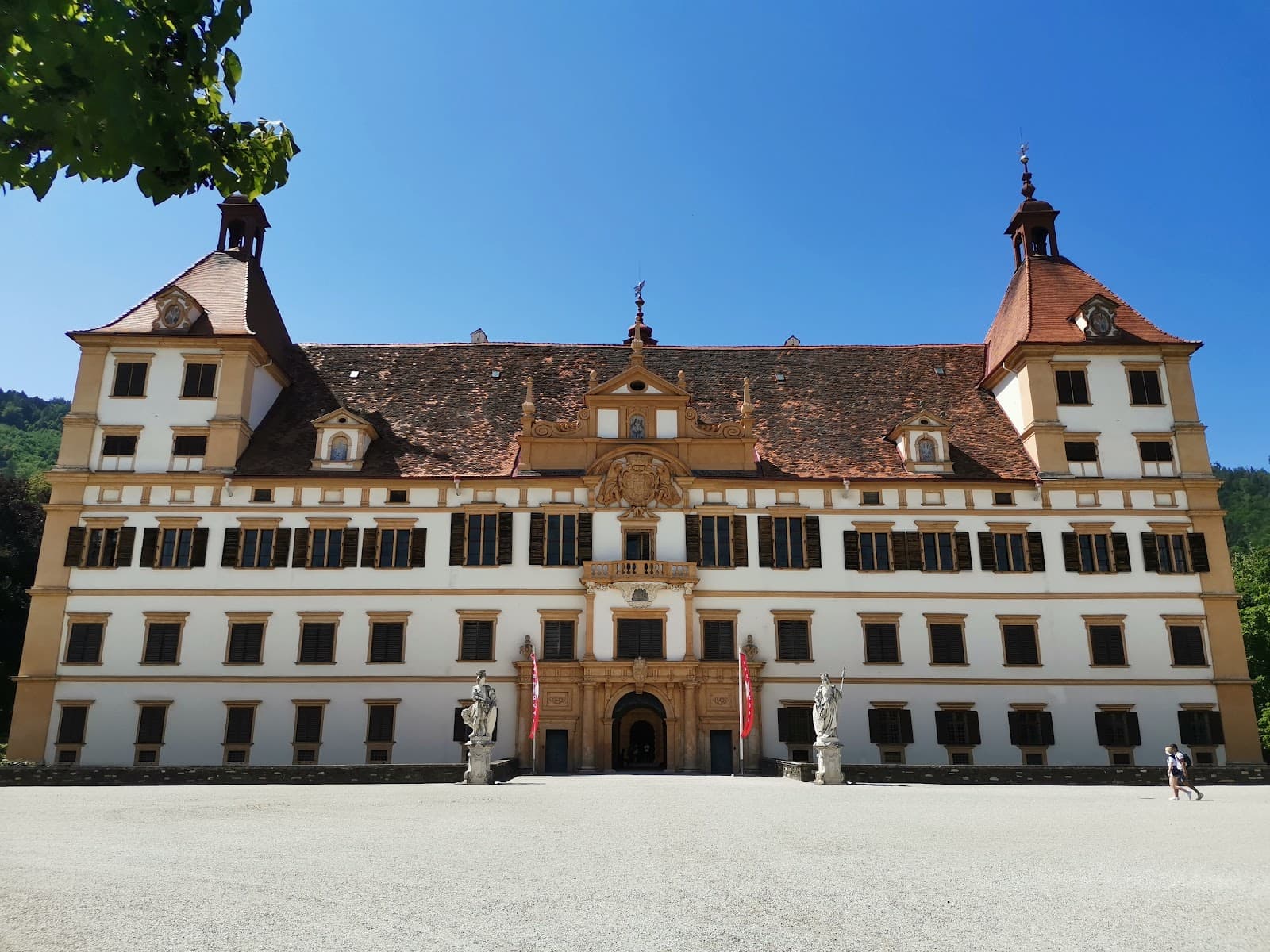Planetary Garden Eggenberg - Image 1