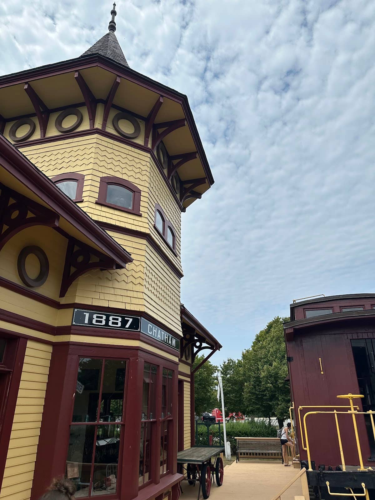 Archival Photos & Exhibits