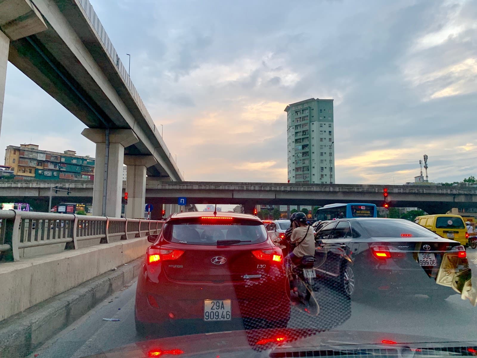 Thanh Xuan District - Image 1