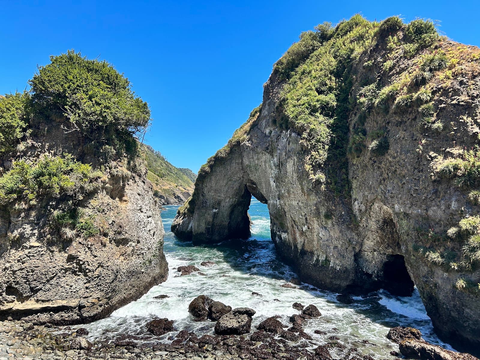 Pilolcura Sea Arches - Image 1