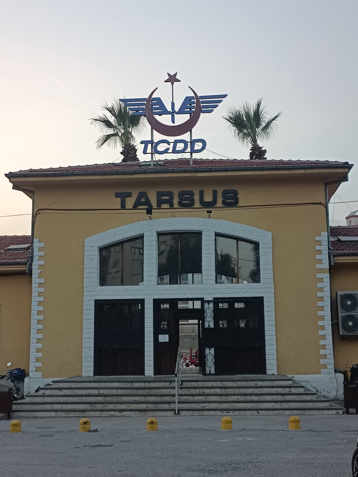 Tarsus Train Station - Image 1