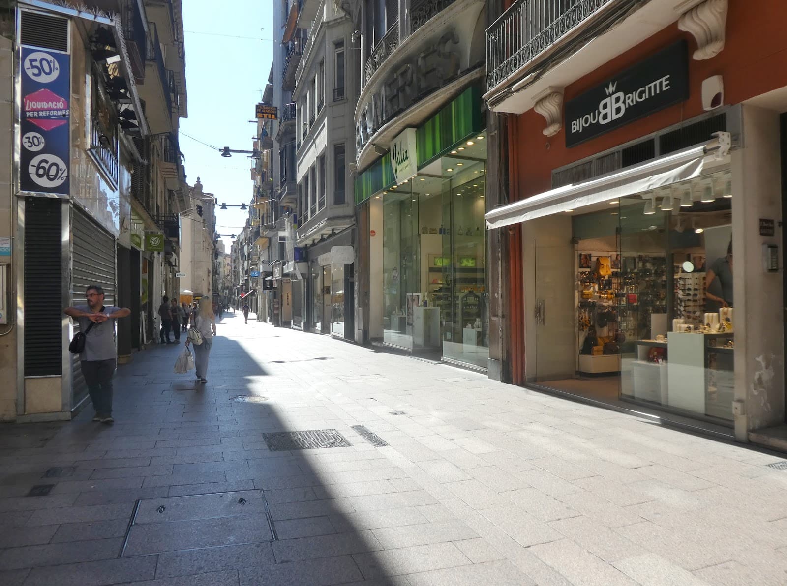Plaça de la Paeria Lleida - Image 1