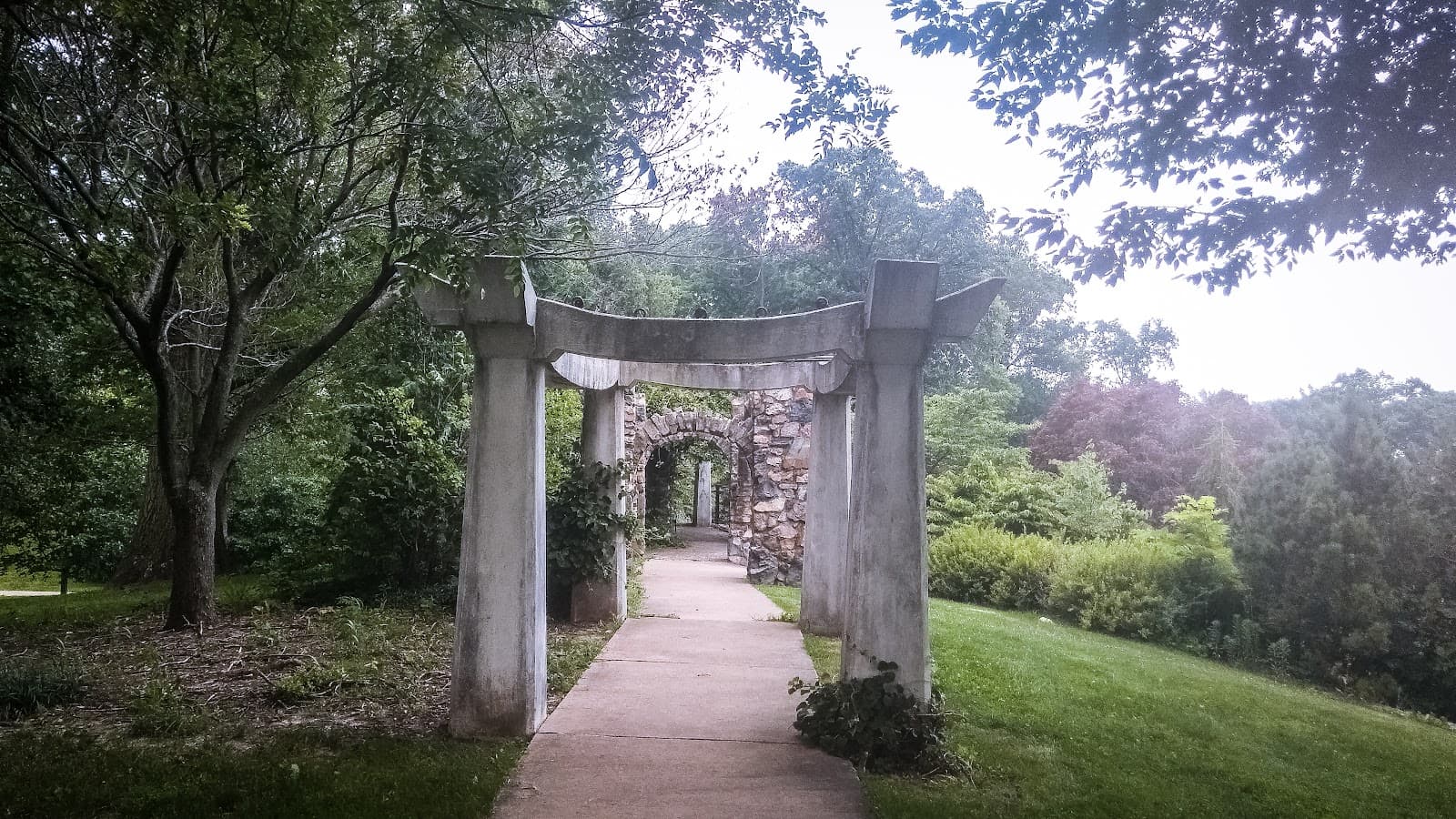 Shadyside Park & Lake - Image 1