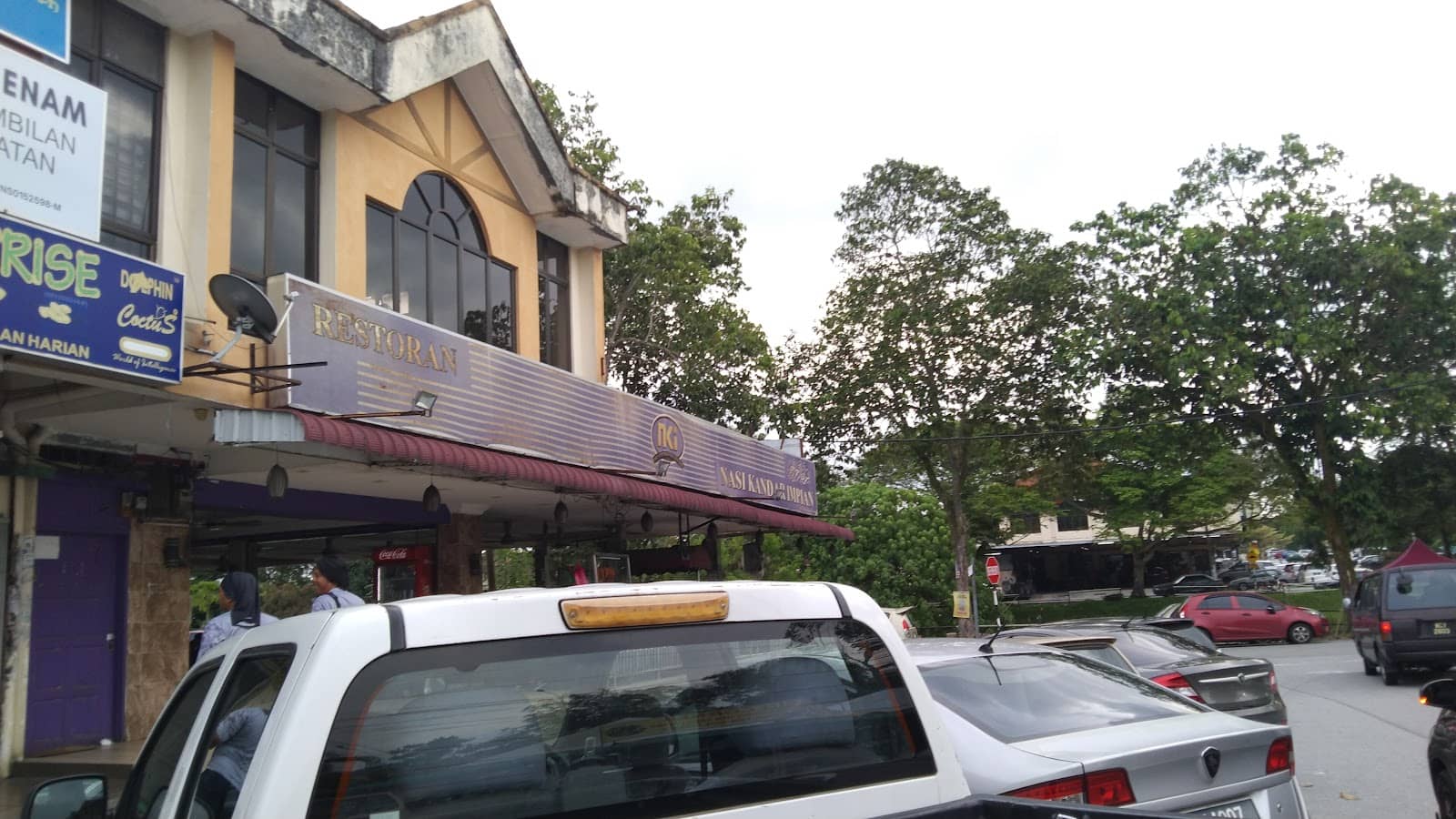 Local Eateries