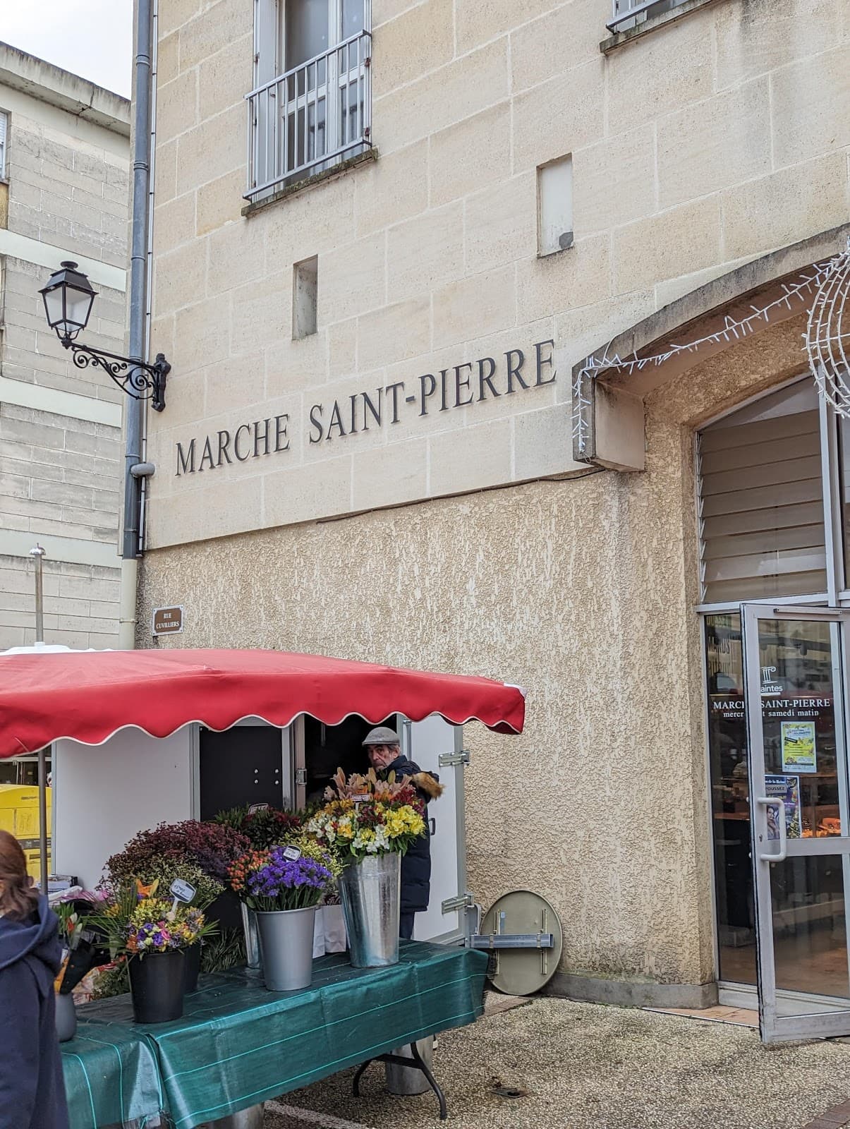 Les Halles de Saintes - Image 1