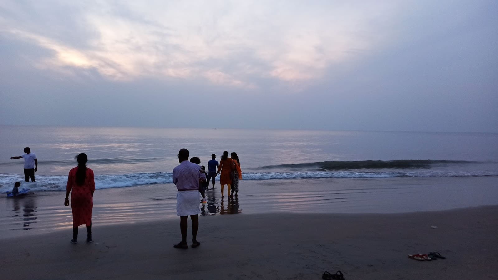 Valapad Beach - Image 1