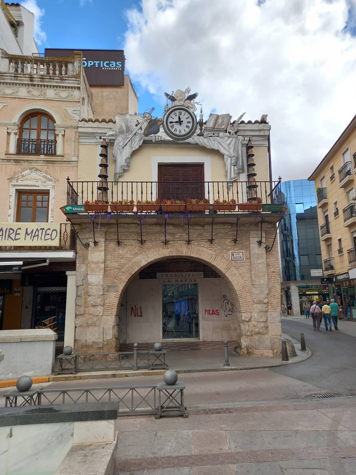 Casa del Arco Architecture