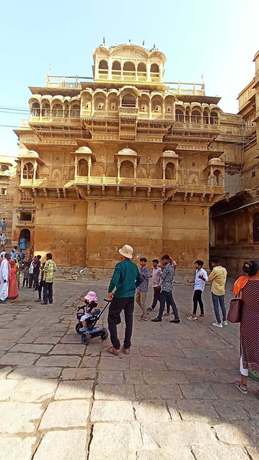 Raja Mahal Architecture