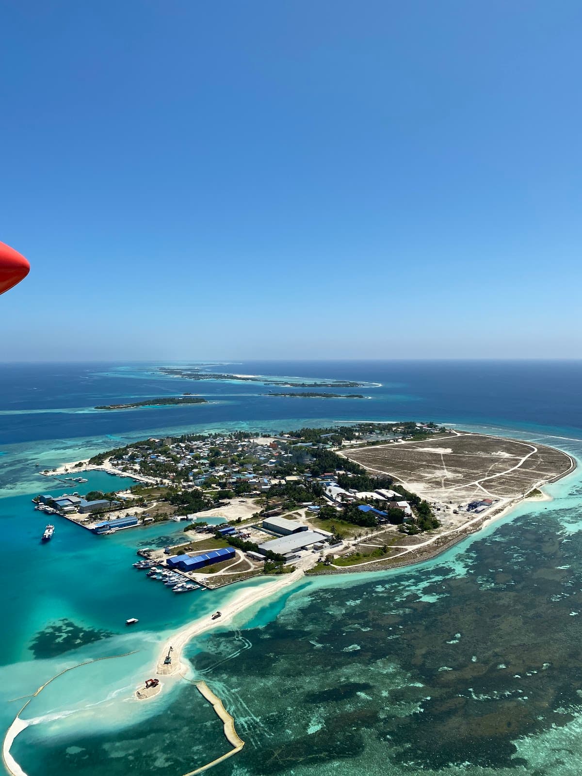 Himmafushi Island - Image 1