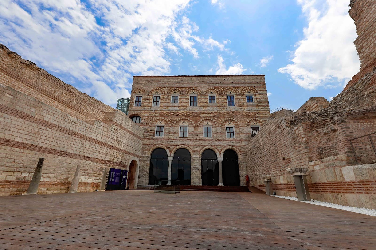 Blachernae Palace - Image 1