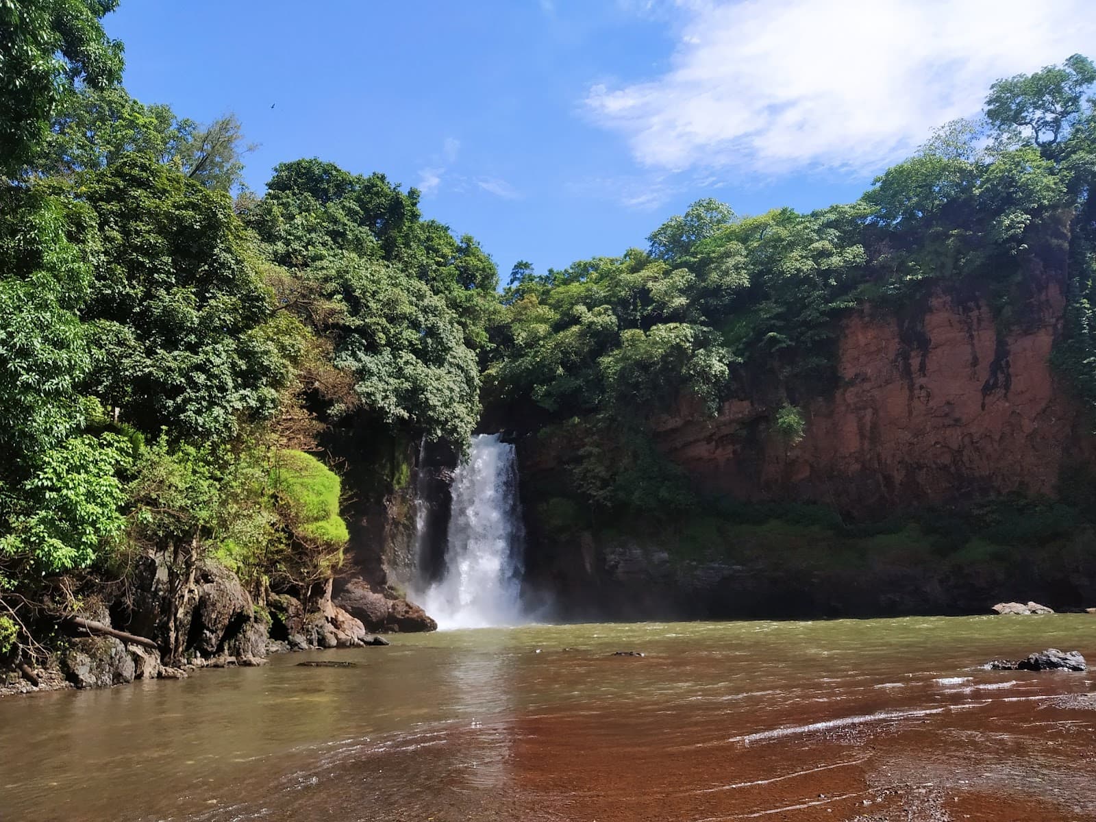 Arvalem Waterfall - Image 1