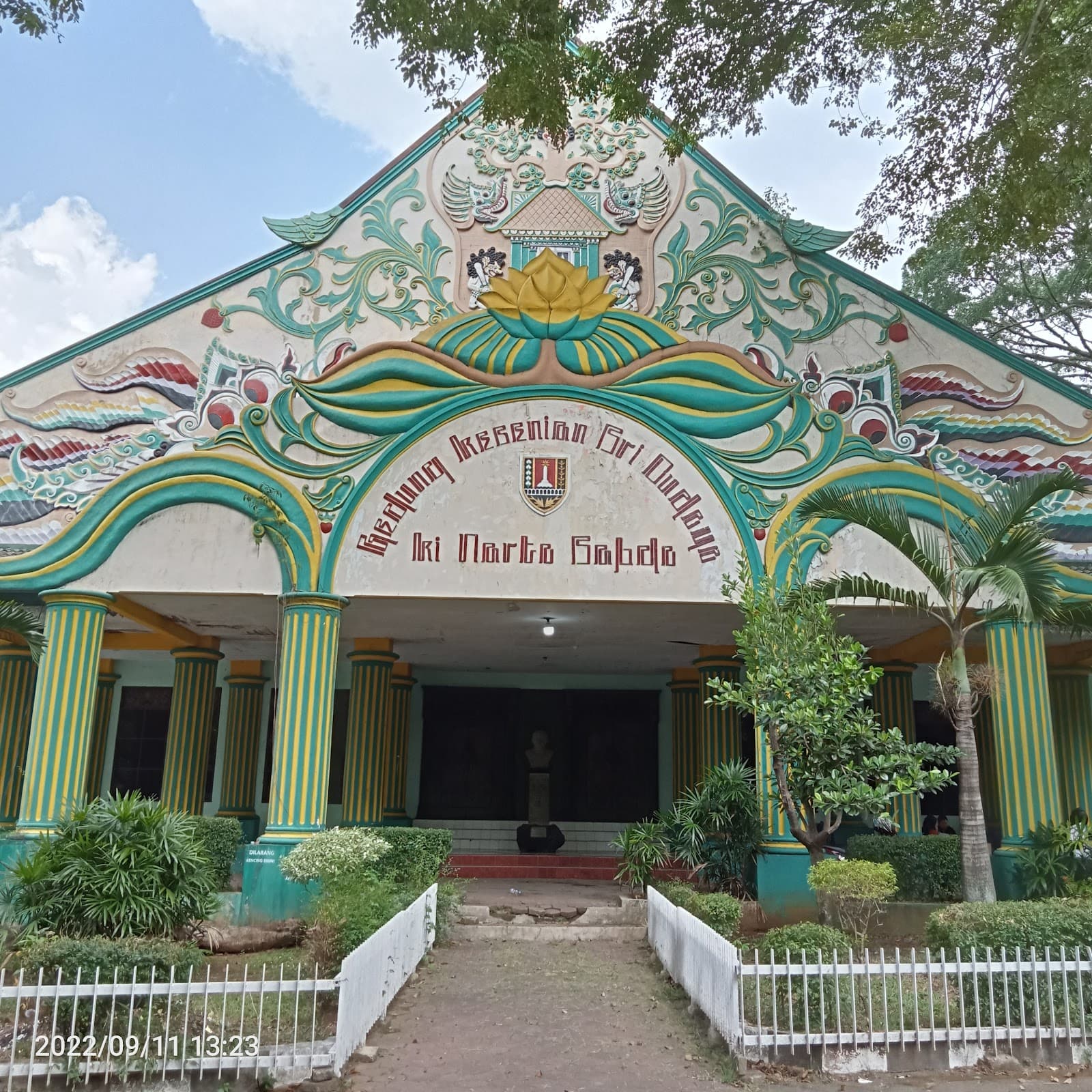 Taman Budaya Raden Saleh - Image 1