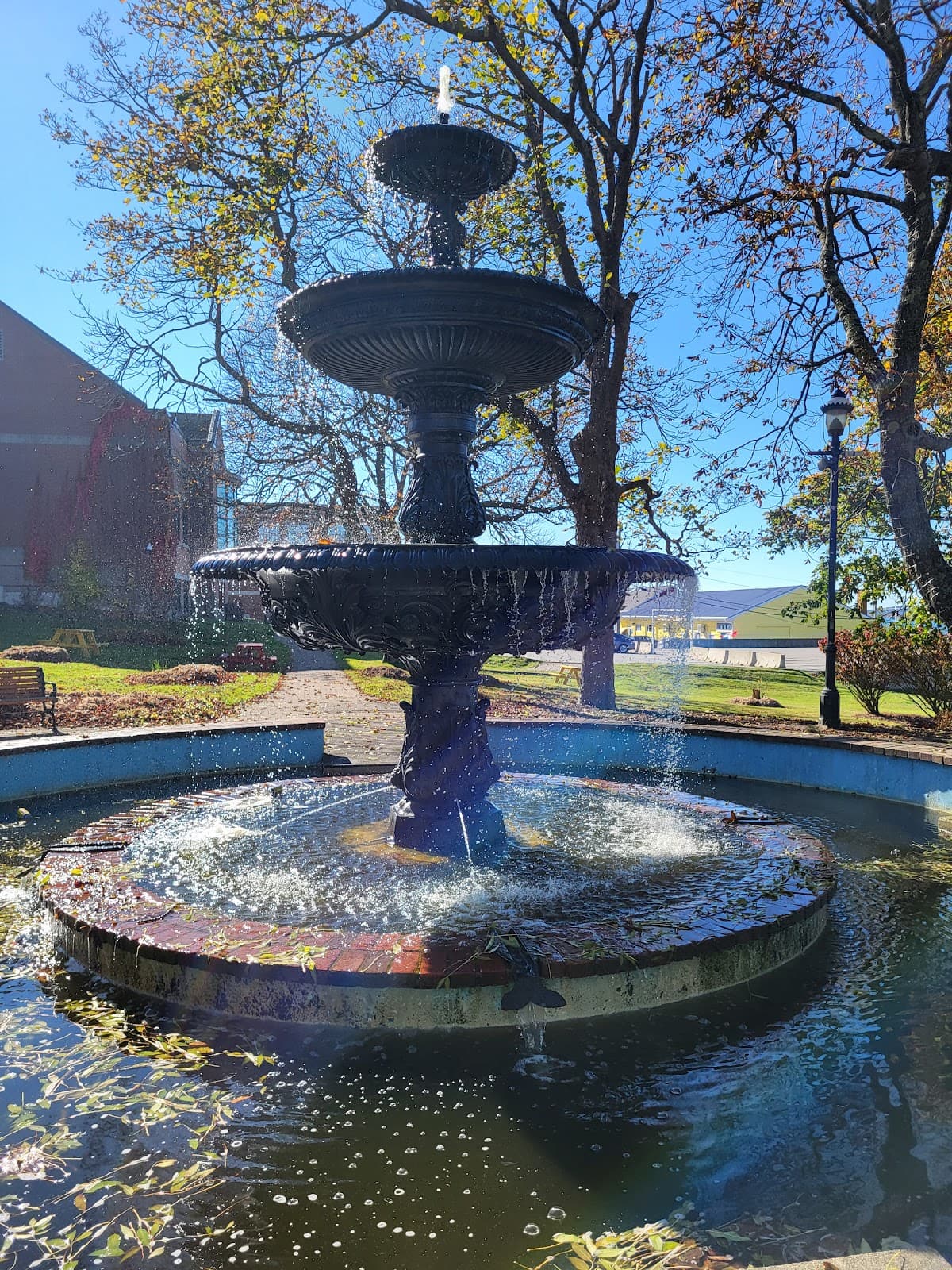 Frost Park - Image 1