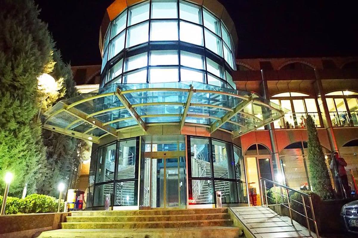 Sarot Thermal Springs (Taşkesti) - Image 1