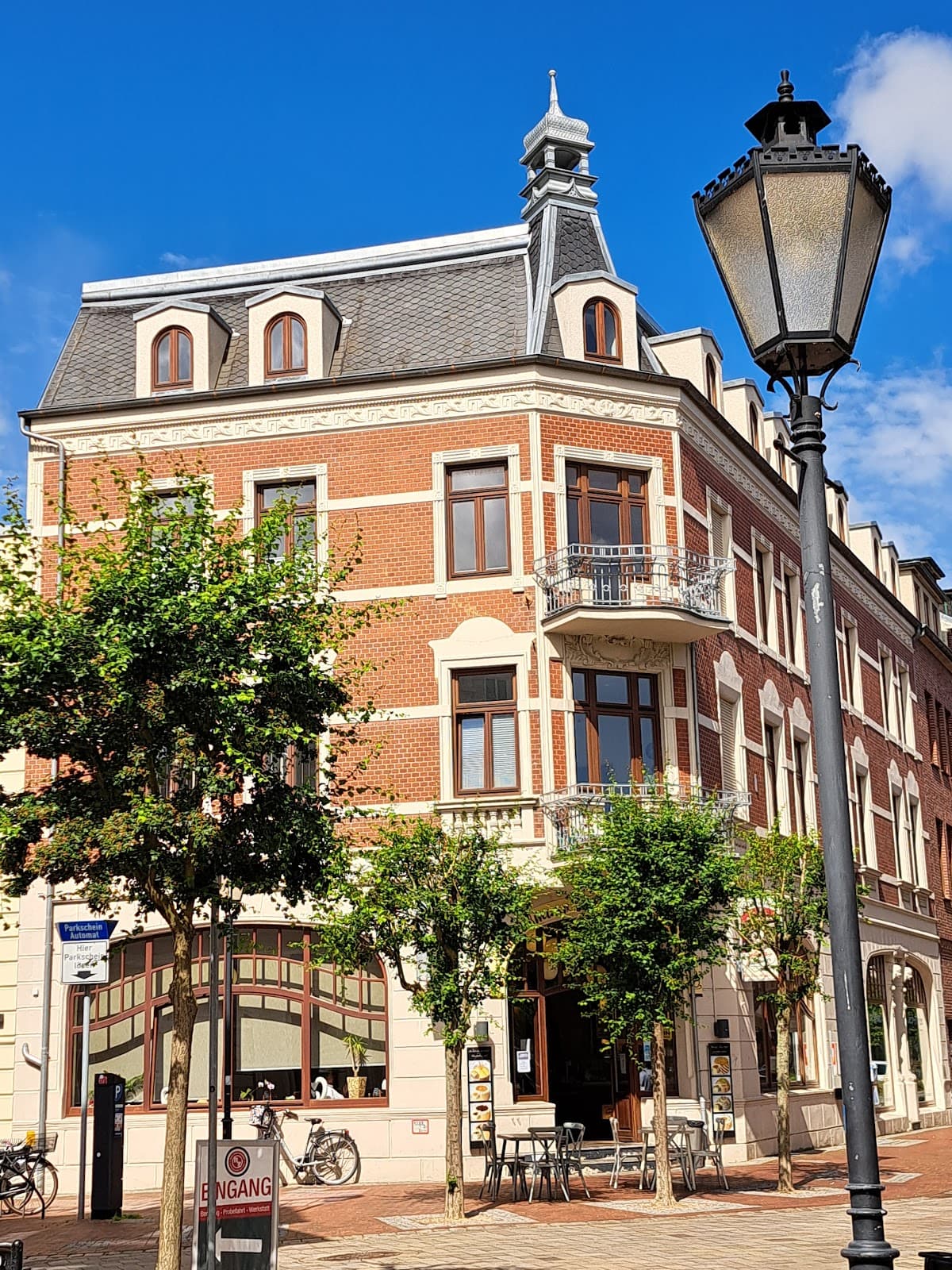 Lotsenviertel - Image 1