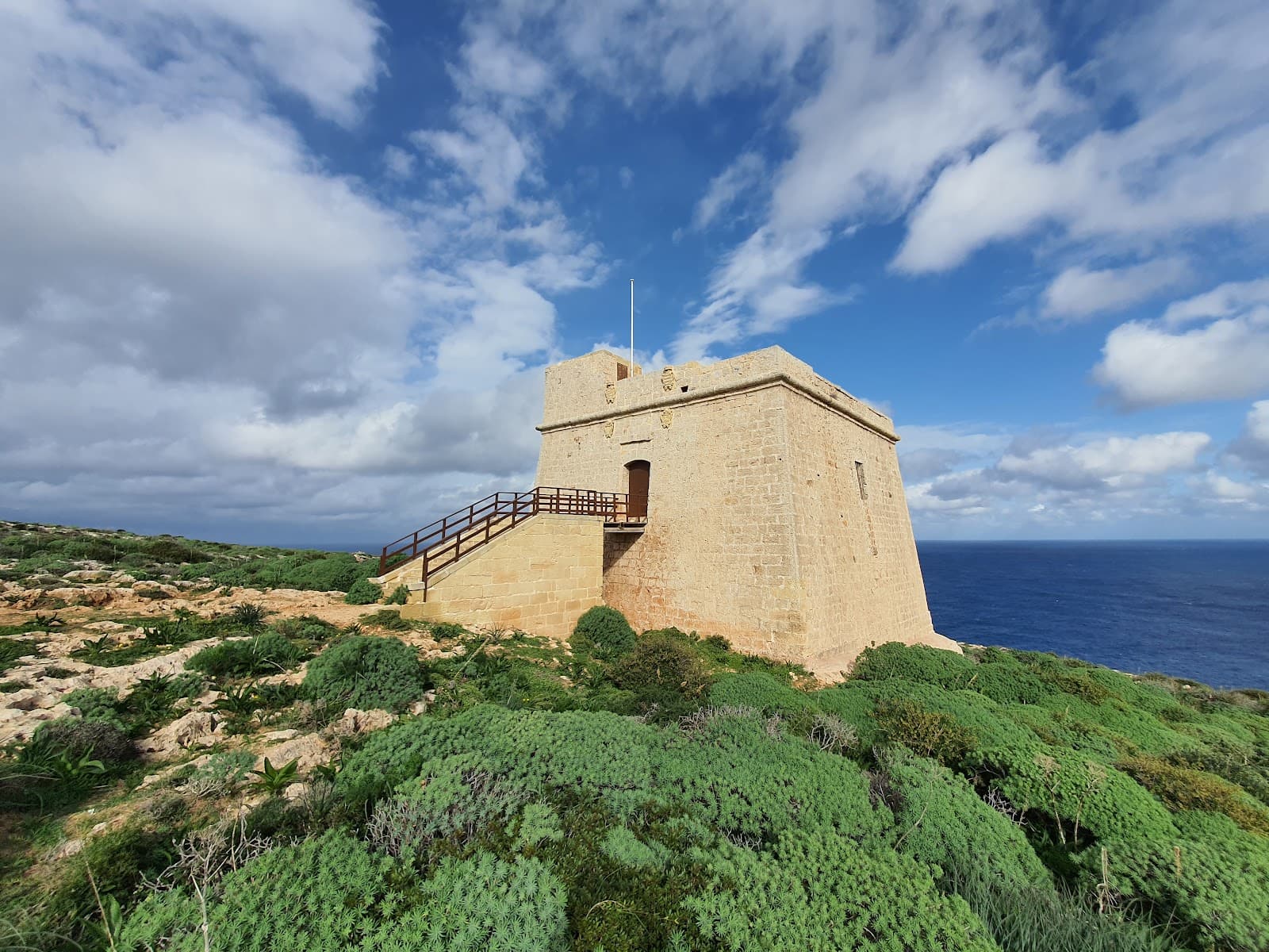 Sopu Tower - Image 1