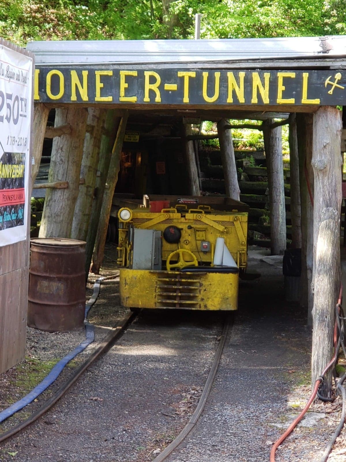 Pioneer Tunnel Coal Mine & Steam Train - Image 1