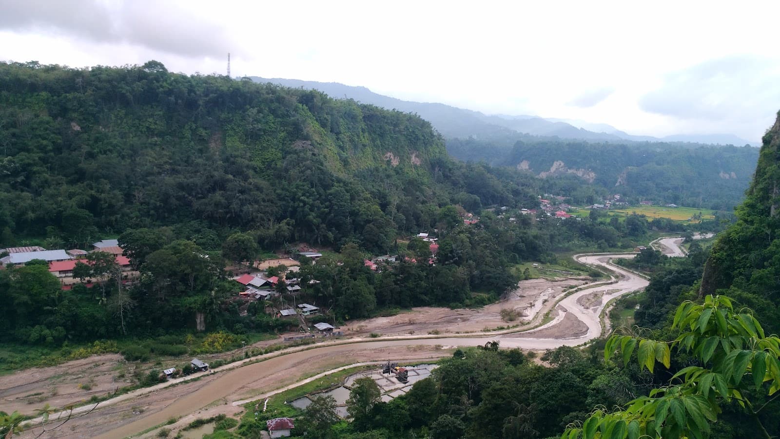 Bukit Apik Puhun Viewpoint - Image 1