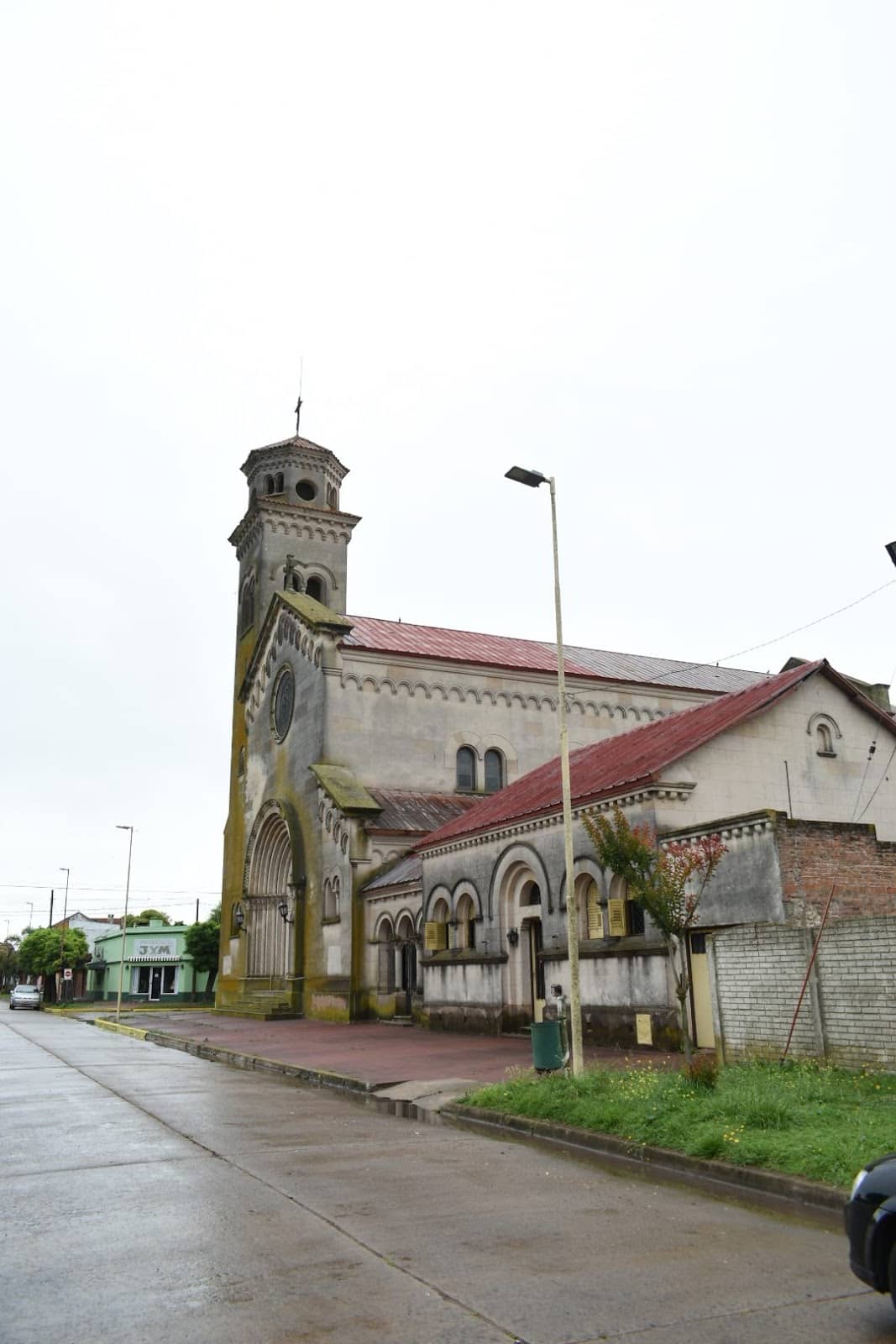 Vertical photo