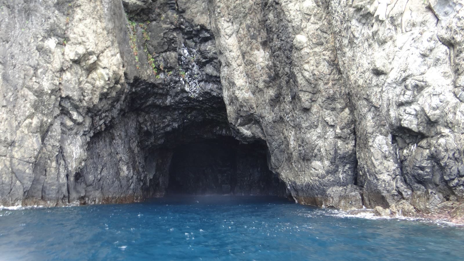 Gruta dos Enxaréus - Image 1