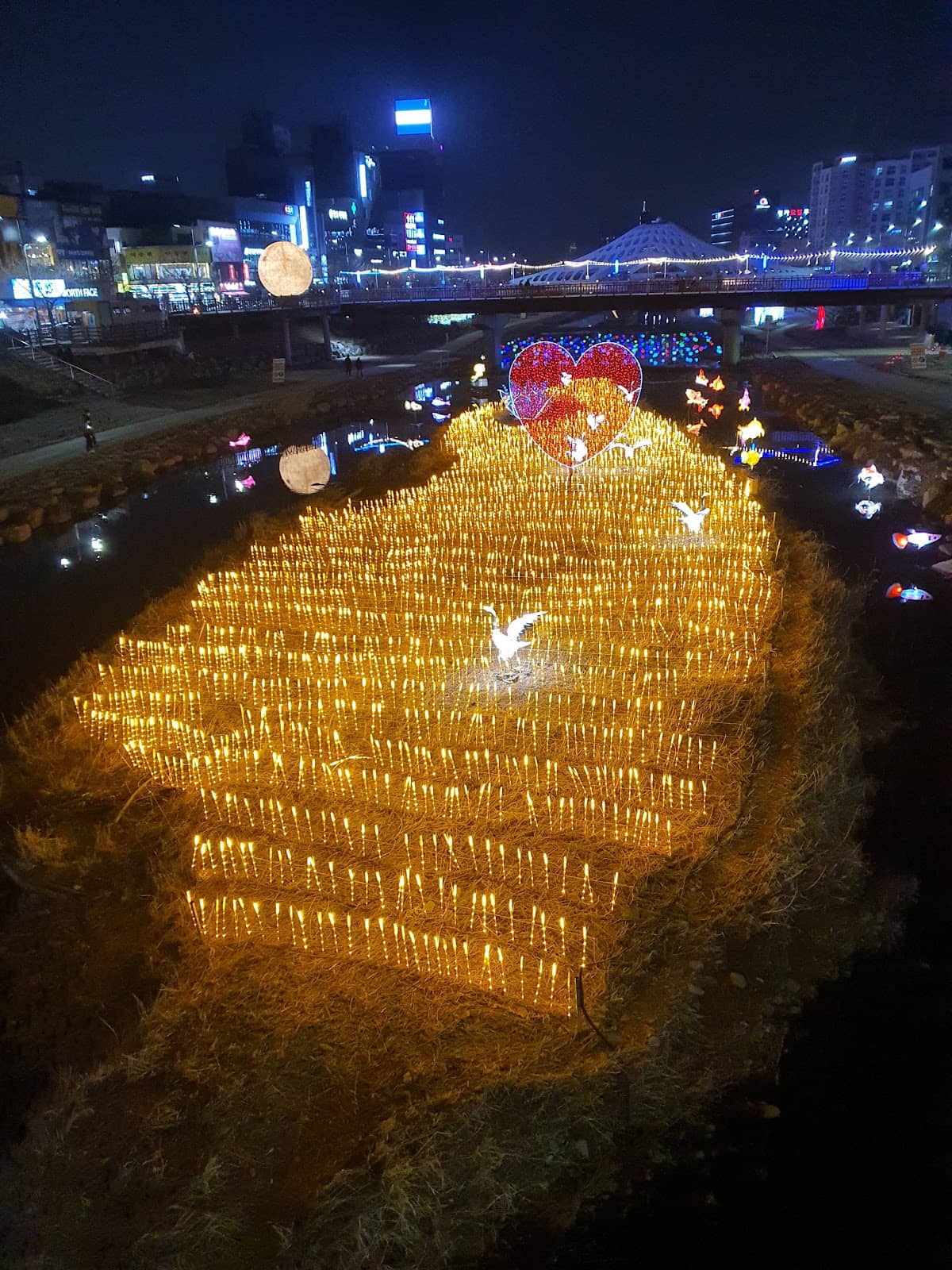 Eunhaeng-dong Shopping Streets