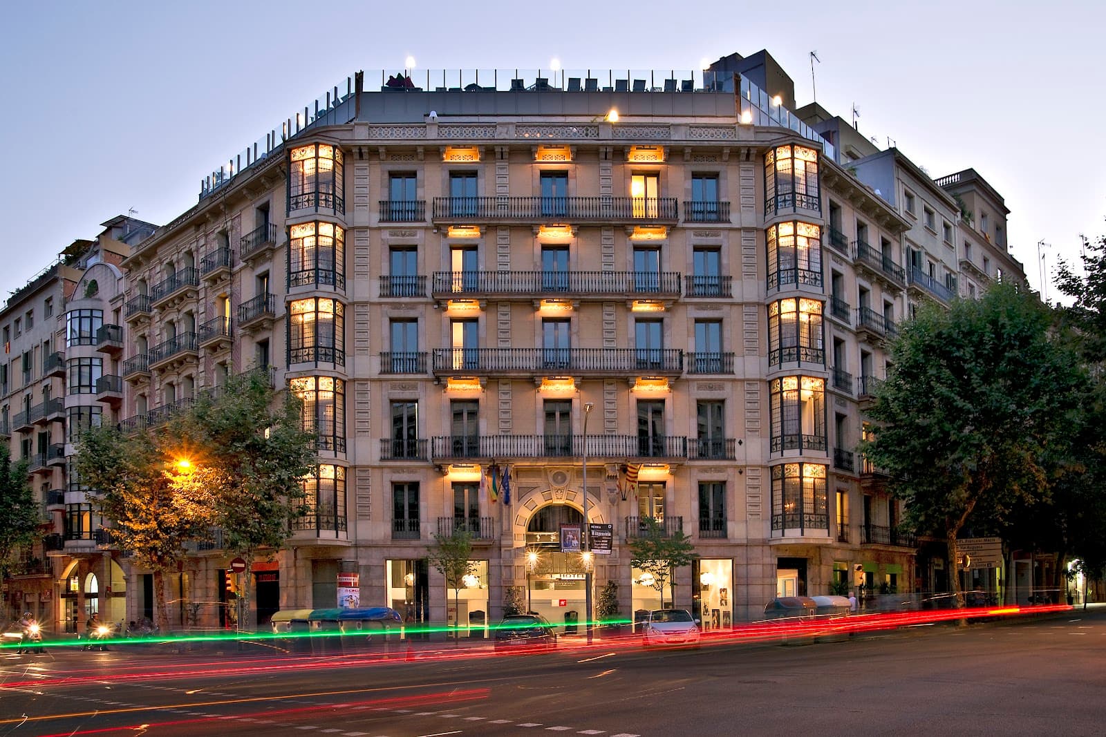 Axel Hotel Barcelona - Image 1