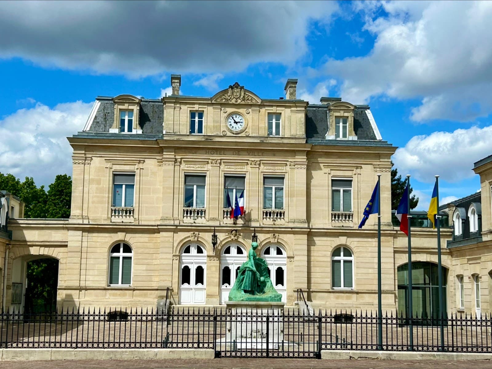 Hôtel de Ville de Sceaux - Image 1