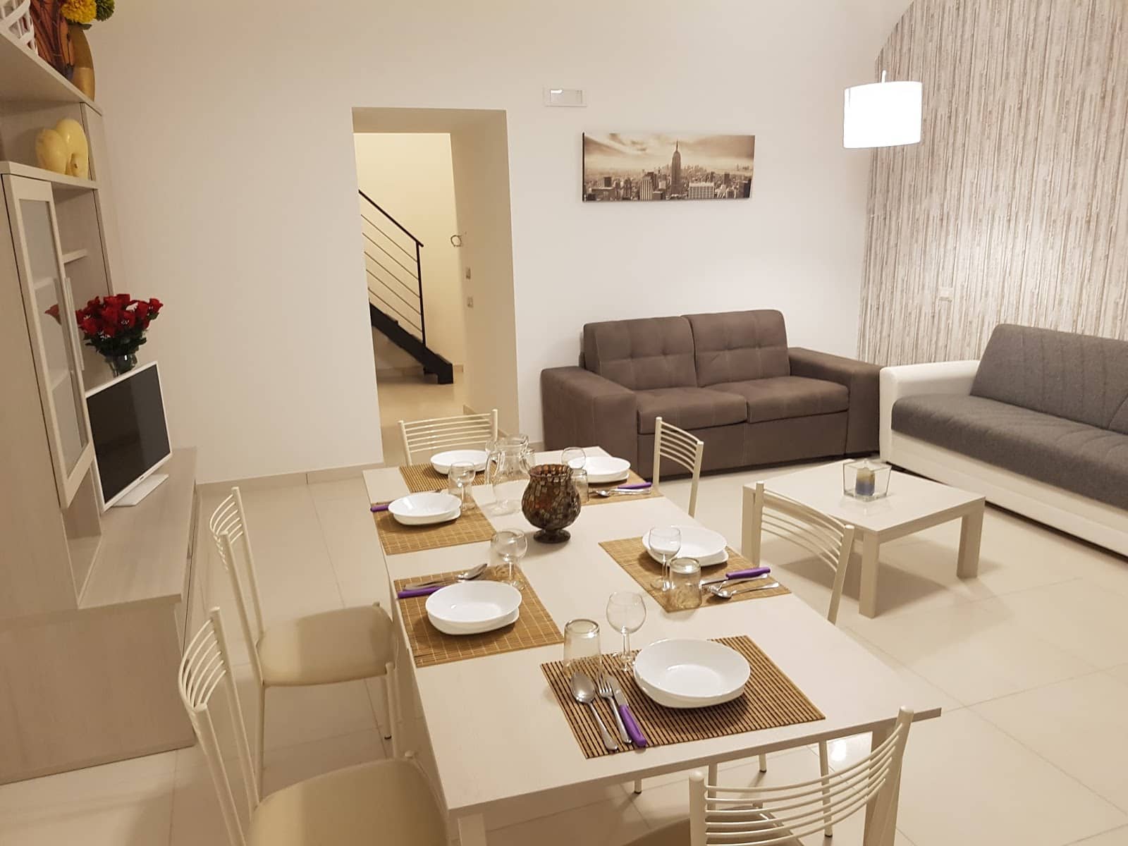 Authentic Neapolitan Vibe