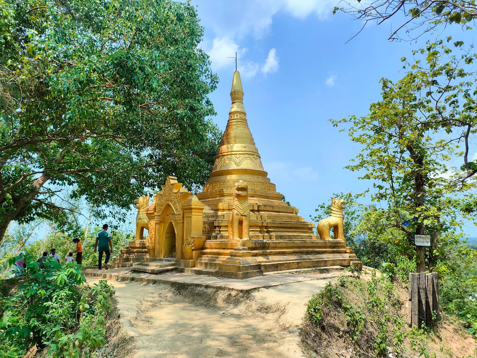 Scenic Coastal Vistas