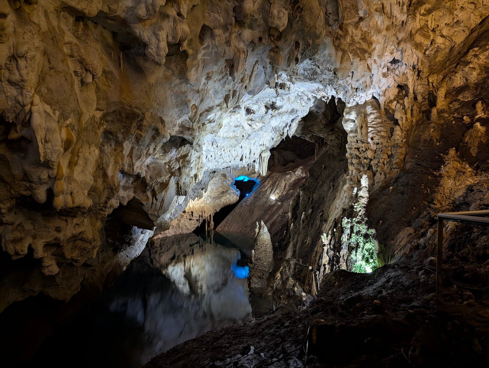 Vrelo Cave - Image 1