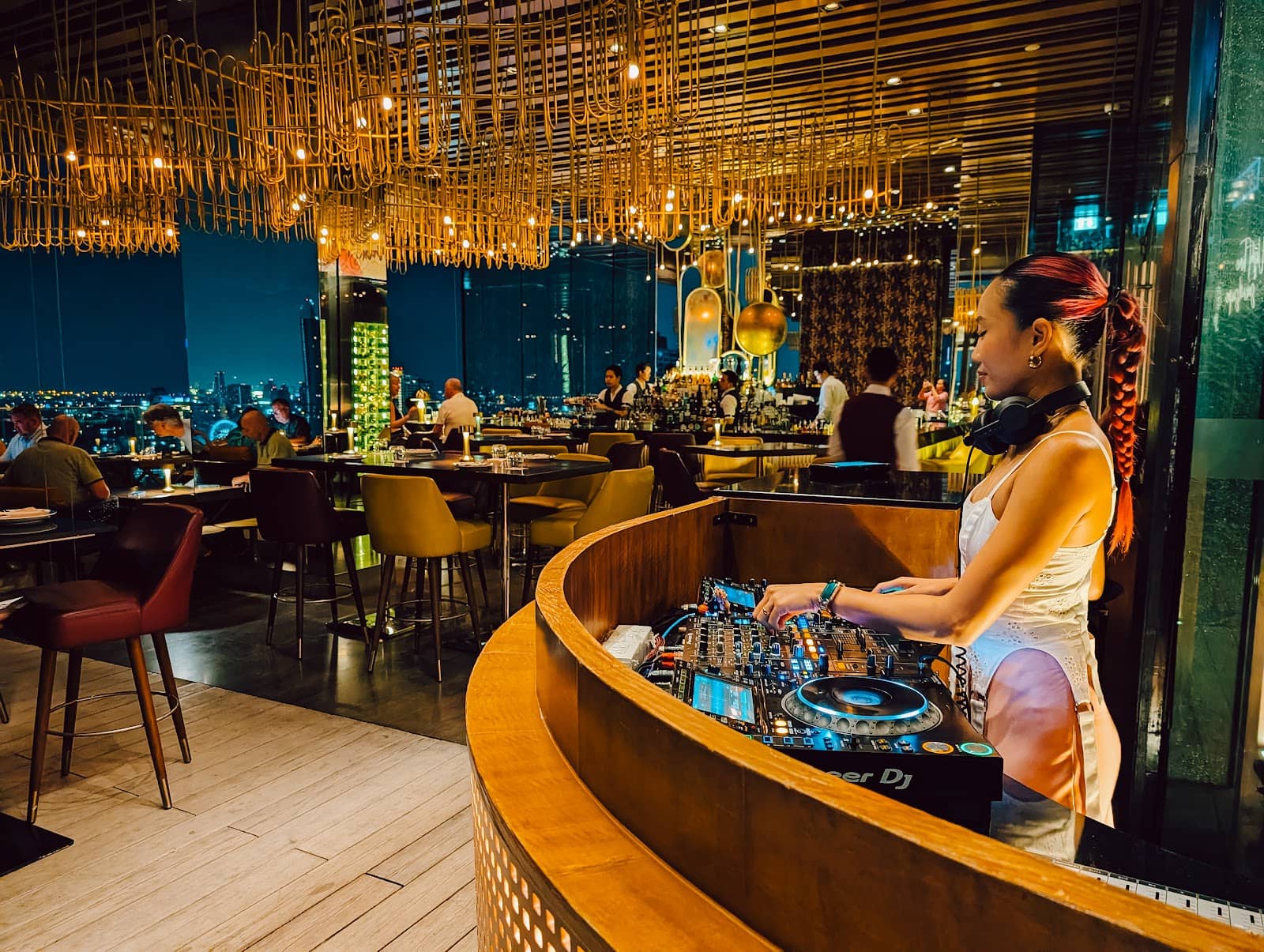 Luxury Economy Experience
