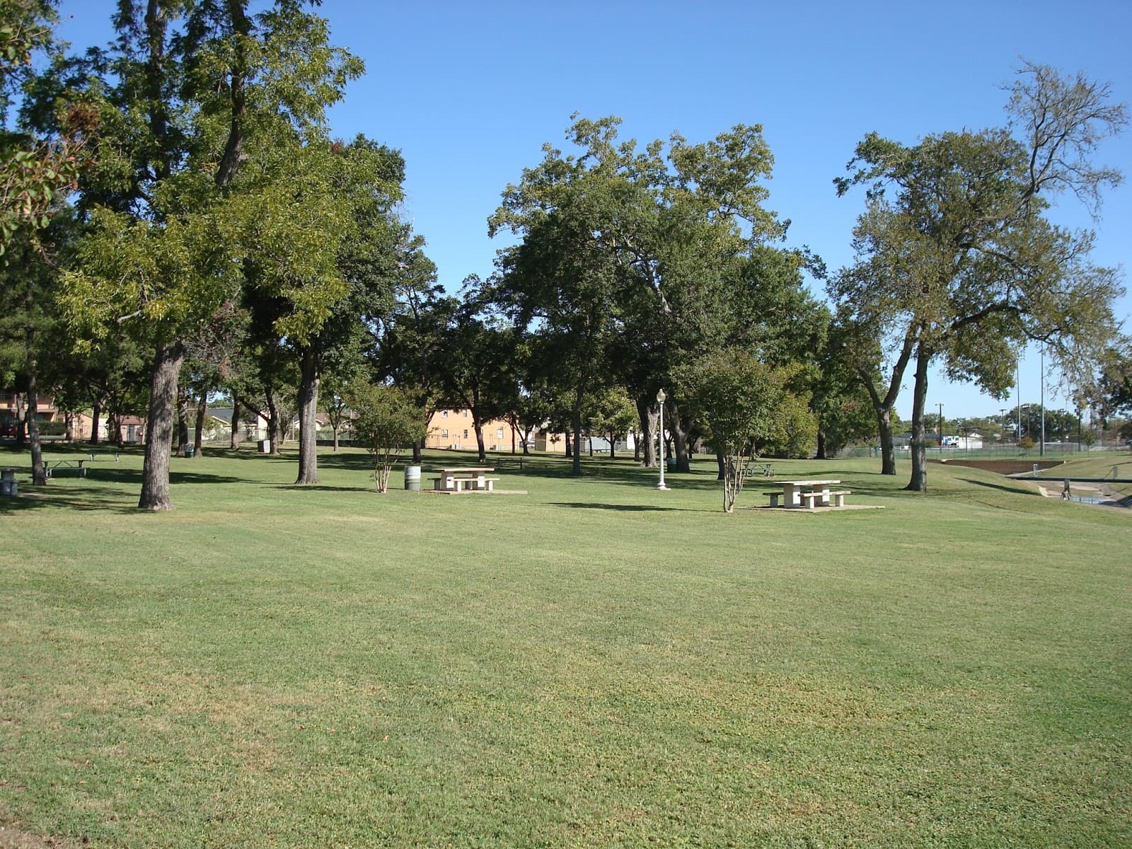 Henderson Park - Image 1