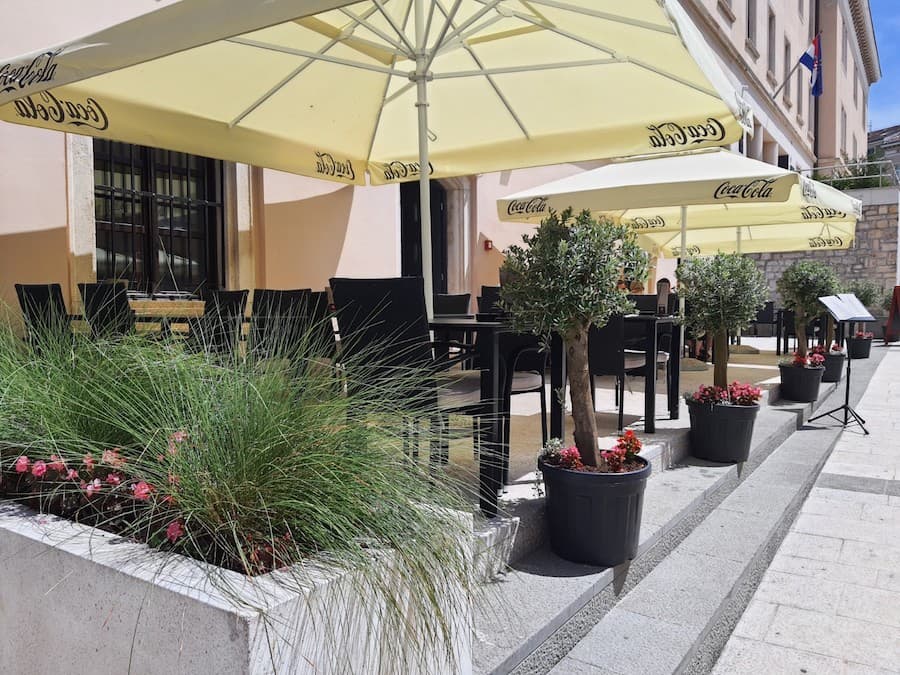 Riva Waterfront - Image 1