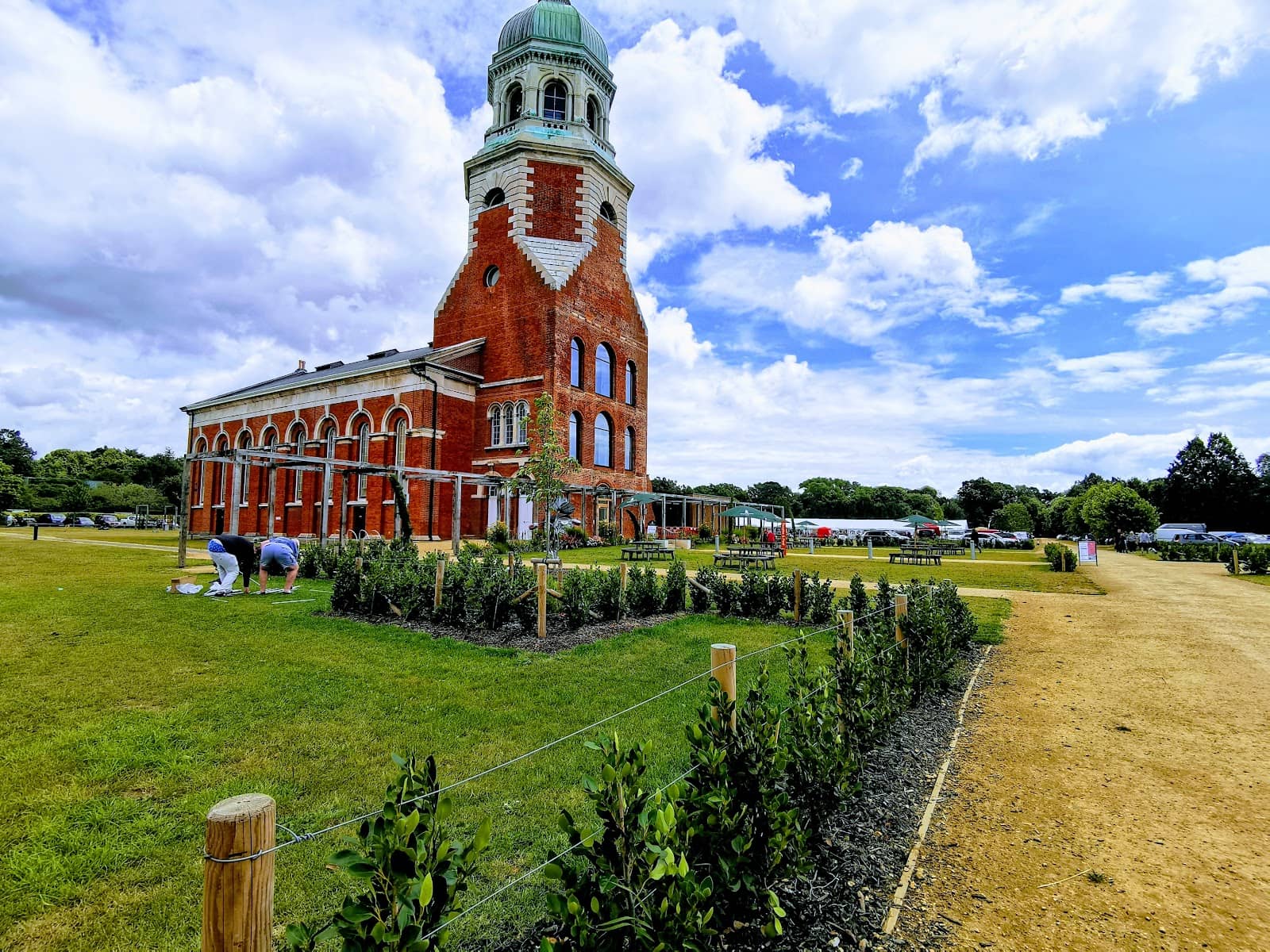 Woodland Trails & Shingle Beach