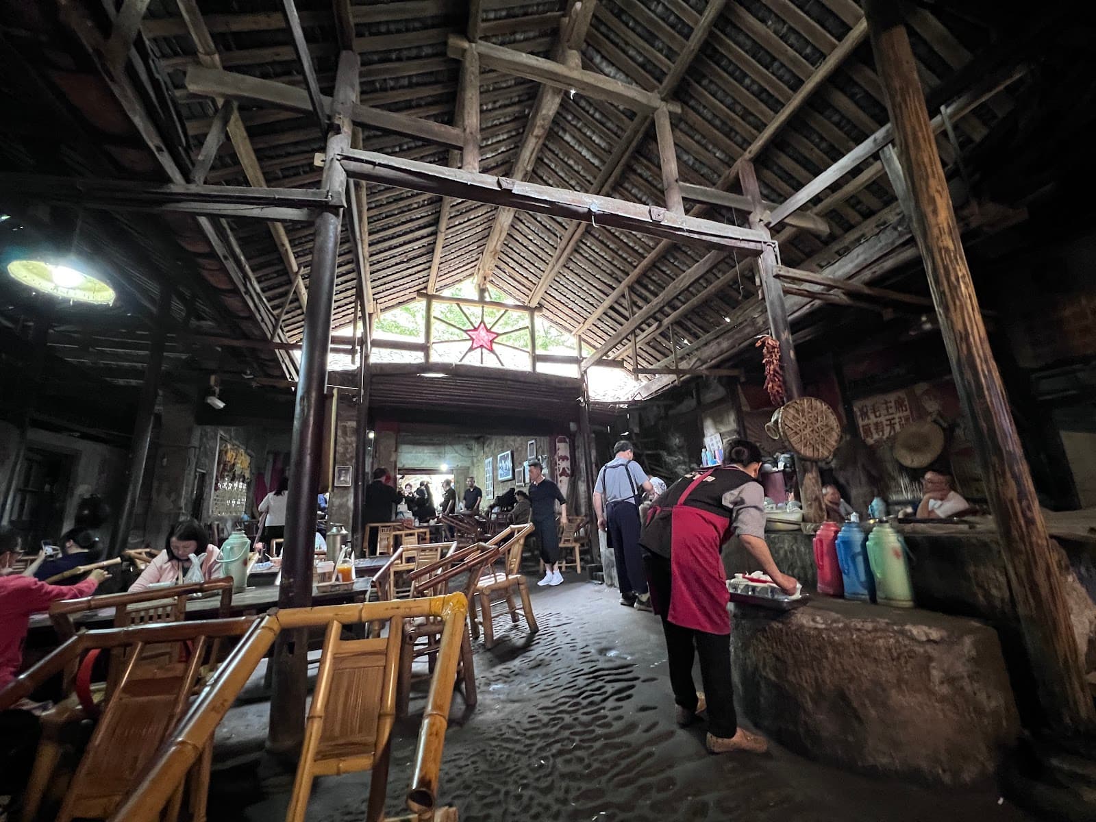 Pengzhen Old Teahouse - Image 1