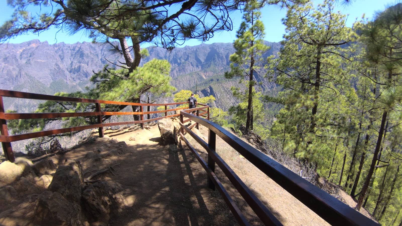 Mirador de los Roques Viewpoint
