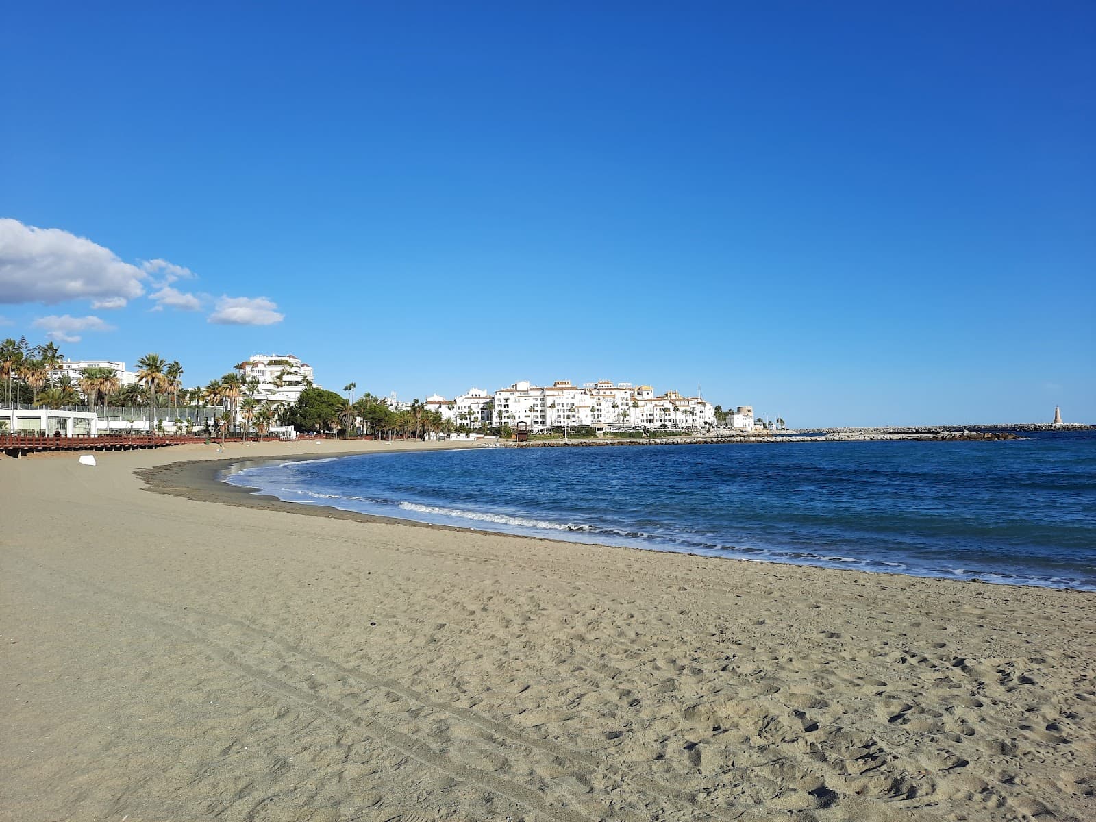 Playa de Nueva Andalucía - Image 1