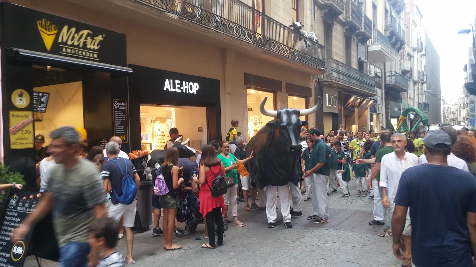 Carrer de Monterols - Image 1