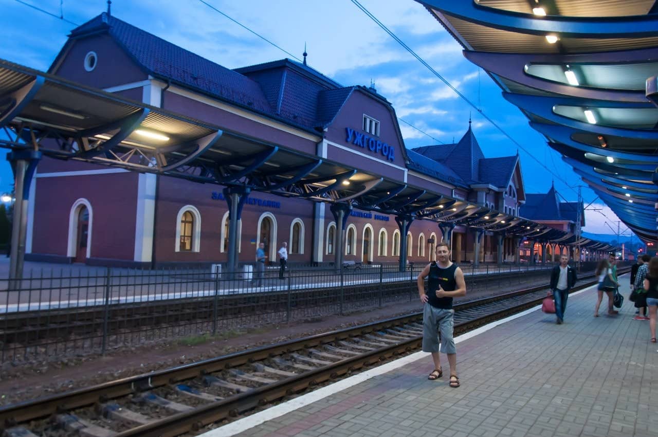 International Train Connections