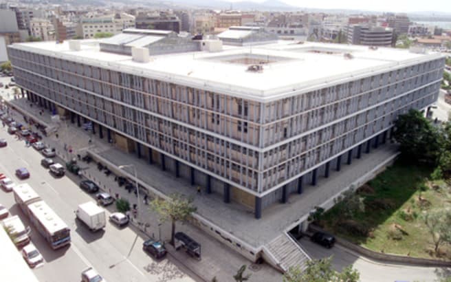 Dikastirion Square - Image 1