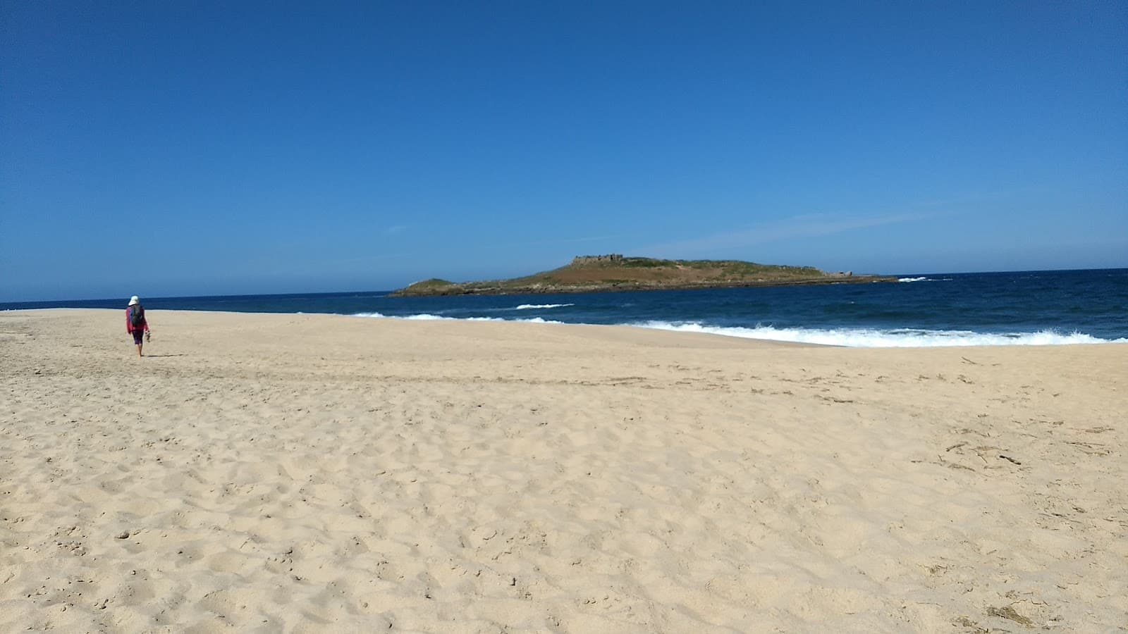 Ilha do Pessegueiro - Image 1