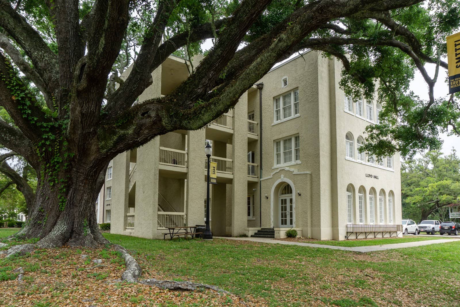 Scenic Waterfront Walk